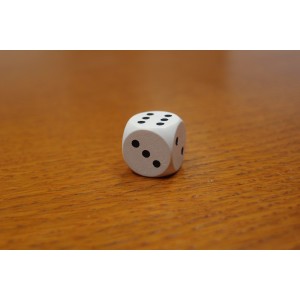 Dado 16mm Bianco (2500 pezzi) Dado 16mm Bianco (2500 pezzi)