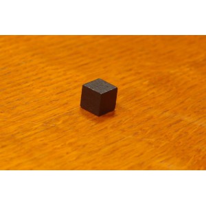 Cubetto 10mm Nero (100 pezzi)